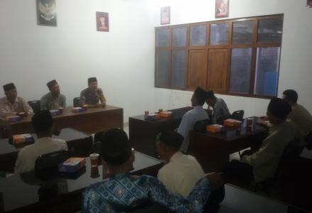 Pembinaan Kaom Rois Desa Gadingharjo