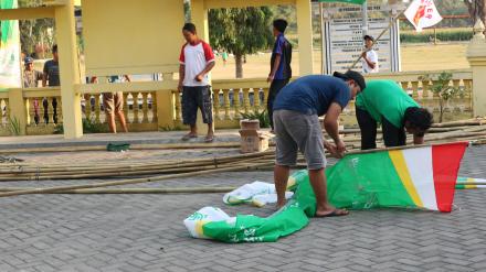 Kerja Bakti Persiapan Pengajian di Gadingharjo