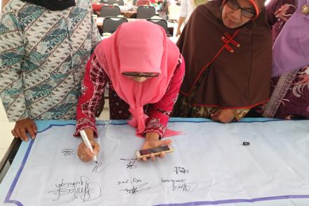 Penandatanganan Komitmen Kader Kesehatan Gadingharjo