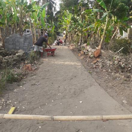 PEMASANGAN PAVVING BLOK PROGRAM PPBMP DI BERBAGAI PADUKUHAN  GADINGHARJO