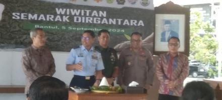 Wiwitan Semarak Dirgantara di Pendopo Pemda 2 Manding