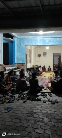 Kenduri Malam Hari di Pedukuhan Merten: Tradisi Tukar Makanan Penuh Kebersamaan